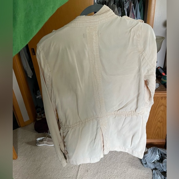 Cream spring/summer jacket - Picture 2 of 2